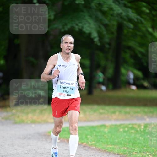 30.08.2026 - Blankeneser Heldenlauf Dr. Thomas Lammeyer http://msf.ph/oto/10038651 30.08.2026 11:10:40 Laufen 4352 meine-sportfotos.de