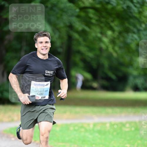 30.08.2026 - Blankeneser Heldenlauf Dr. Thomas Lammeyer http://msf.ph/oto/10038675 30.08.2026 11:10:45 Laufen 800, 4480 meine-sportfotos.de