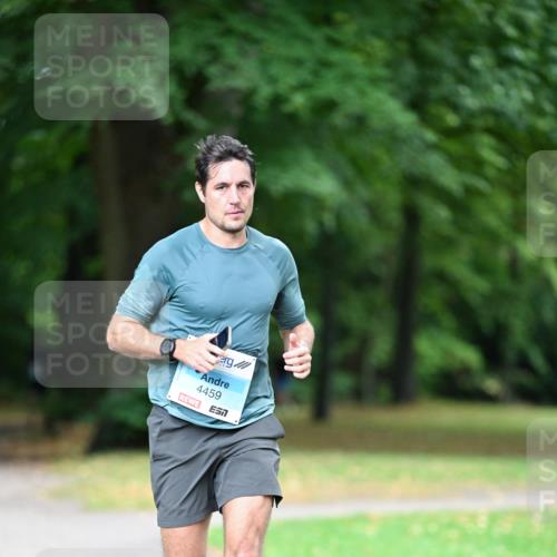 30.08.2026 - Blankeneser Heldenlauf Dr. Thomas Lammeyer http://msf.ph/oto/10038698 30.08.2026 11:10:50 Laufen 4459 meine-sportfotos.de