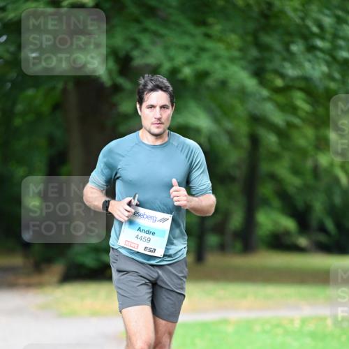 30.08.2026 - Blankeneser Heldenlauf Dr. Thomas Lammeyer http://msf.ph/oto/10038700 30.08.2026 11:10:50 Laufen 4459 meine-sportfotos.de