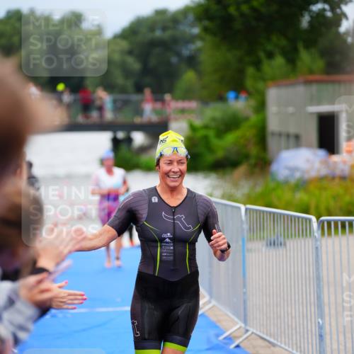 30.08.2026 - Elbe Triathlon Hamburg LAZAROV Photography http://msf.ph/oto/10038777 30.08.2026 14:04:02 Schwimmen 131, 140, 148, 150, 164, 171 meine-sportfotos.de