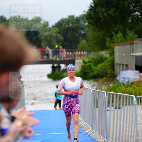 30.08.2026 - Elbe Triathlon Hamburg LAZAROV Photography http://msf.ph/oto/10038788 30.08.2026 14:04:06 Schwimmen 140, 148, 150, 164, 171 meine-sportfotos.de