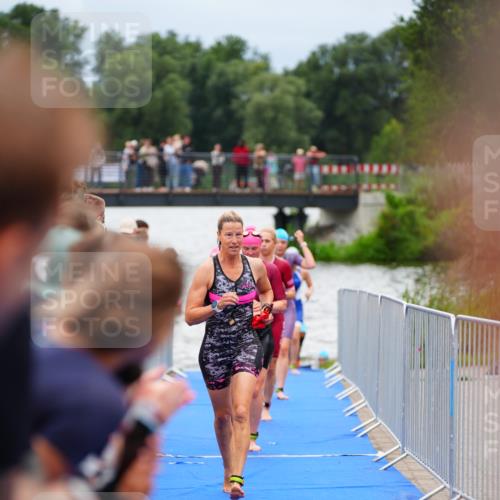30.08.2026 - Elbe Triathlon Hamburg LAZAROV Photography http://msf.ph/oto/10038810 30.08.2026 14:04:25 Schwimmen 156, 167, 172, 179 meine-sportfotos.de