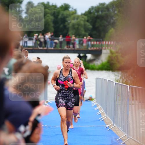 30.08.2026 - Elbe Triathlon Hamburg LAZAROV Photography http://msf.ph/oto/10038816 30.08.2026 14:04:26 Schwimmen 156, 167, 172, 175, 179 meine-sportfotos.de