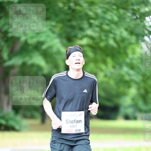 30.08.2026 - Blankeneser Heldenlauf Dr. Thomas Lammeyer http://msf.ph/oto/10038818 30.08.2026 11:11:21 Laufen 4301 meine-sportfotos.de