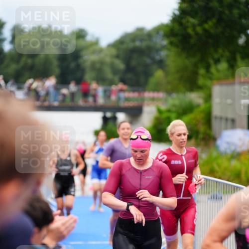 30.08.2026 - Elbe Triathlon Hamburg LAZAROV Photography http://msf.ph/oto/10038826 30.08.2026 14:04:28 Schwimmen 134, 156, 167, 172, 175, 179 meine-sportfotos.de