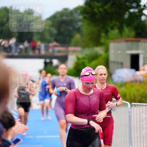 30.08.2026 - Elbe Triathlon Hamburg LAZAROV Photography http://msf.ph/oto/10038831 30.08.2026 14:04:29 Schwimmen 134, 156, 167, 172, 175, 179 meine-sportfotos.de