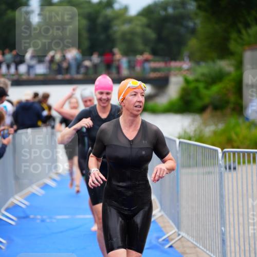 30.08.2026 - Elbe Triathlon Hamburg LAZAROV Photography http://msf.ph/oto/10038844 30.08.2026 14:04:36 Schwimmen 134, 156, 157, 167, 168, 172, 173, 175, 176, 179 meine-sportfotos.de