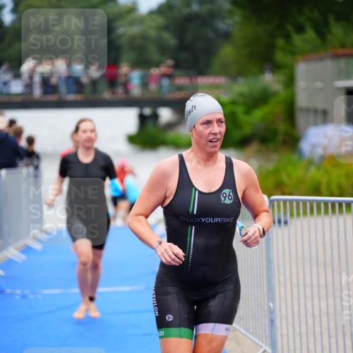 30.08.2026 - Elbe Triathlon Hamburg LAZAROV Photography http://msf.ph/oto/10038861 30.08.2026 14:04:38 Schwimmen 134, 152, 156, 157, 167, 168, 172, 173, 175, 176, 179 meine-sportfotos.de