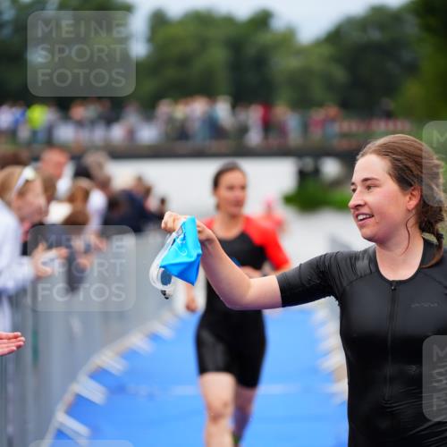 30.08.2026 - Elbe Triathlon Hamburg LAZAROV Photography http://msf.ph/oto/10038883 30.08.2026 14:04:41 Schwimmen 134, 152, 156, 157, 167, 168, 173, 175, 176, 179 meine-sportfotos.de