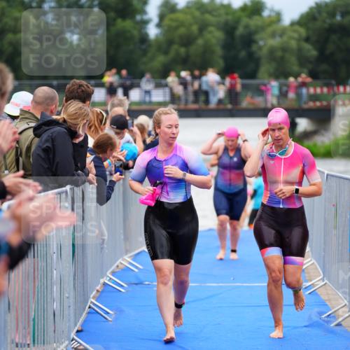 30.08.2026 - Elbe Triathlon Hamburg LAZAROV Photography http://msf.ph/oto/10038965 30.08.2026 14:05:03 Schwimmen 130, 142, 149, 151, 155, 165, 177, 178 meine-sportfotos.de