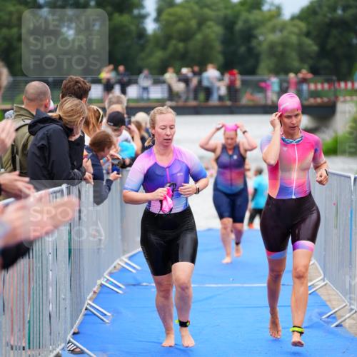30.08.2026 - Elbe Triathlon Hamburg LAZAROV Photography http://msf.ph/oto/10038967 30.08.2026 14:05:03 Schwimmen 130, 142, 149, 151, 155, 165, 177, 178 meine-sportfotos.de