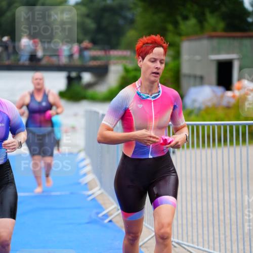 30.08.2026 - Elbe Triathlon Hamburg LAZAROV Photography http://msf.ph/oto/10038980 30.08.2026 14:05:04 Schwimmen 130, 142, 149, 151, 155, 177, 178 meine-sportfotos.de