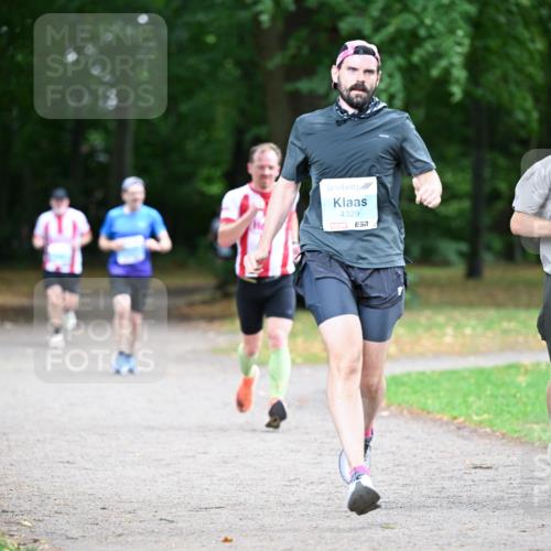 30.08.2026 - Blankeneser Heldenlauf Dr. Thomas Lammeyer http://msf.ph/oto/10038990 30.08.2026 11:11:54 Laufen 4329, 4330, 7 meine-sportfotos.de