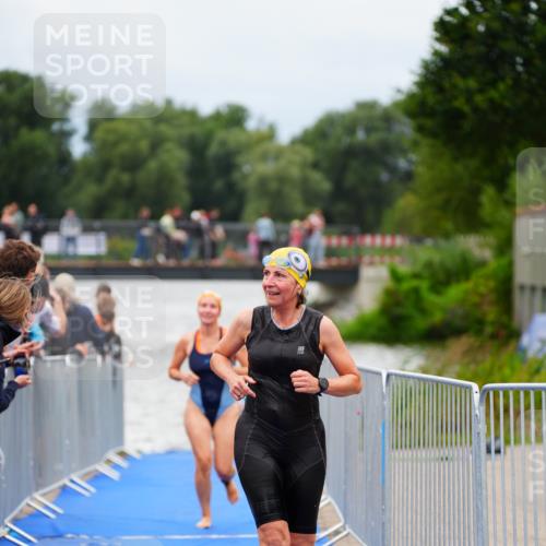 30.08.2026 - Elbe Triathlon Hamburg LAZAROV Photography http://msf.ph/oto/10038999 30.08.2026 14:05:10 Schwimmen 130, 141, 142, 151, 155, 177, 178 meine-sportfotos.de
