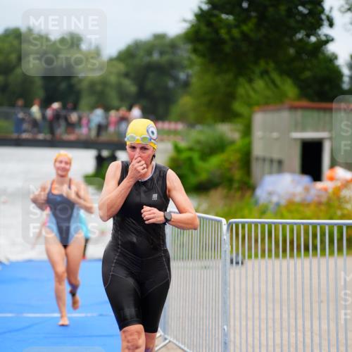 30.08.2026 - Elbe Triathlon Hamburg LAZAROV Photography http://msf.ph/oto/10039007 30.08.2026 14:05:10 Schwimmen 130, 141, 142, 151, 155, 177, 178 meine-sportfotos.de