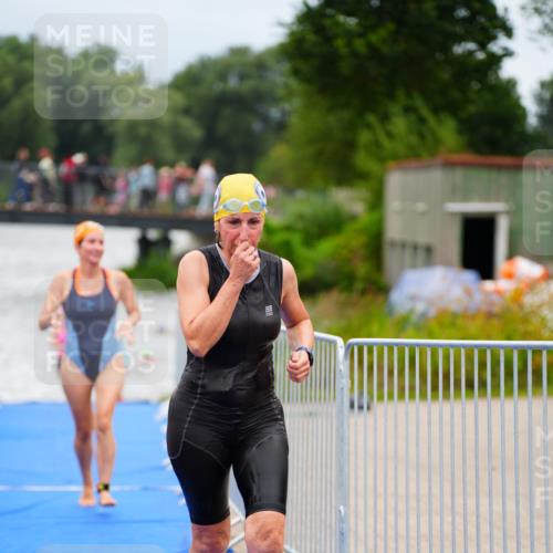 30.08.2026 - Elbe Triathlon Hamburg LAZAROV Photography http://msf.ph/oto/10039011 30.08.2026 14:05:10 Schwimmen 130, 141, 142, 151, 155, 177, 178 meine-sportfotos.de