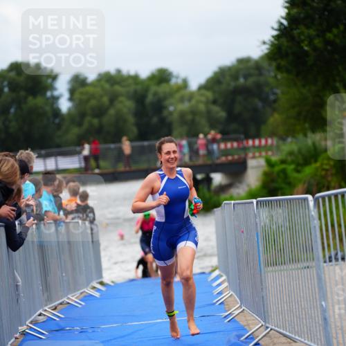 30.08.2026 - Elbe Triathlon Hamburg LAZAROV Photography http://msf.ph/oto/10039096 30.08.2026 14:05:28 Schwimmen 132, 162 meine-sportfotos.de