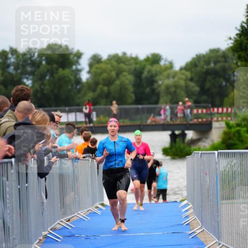 30.08.2026 - Elbe Triathlon Hamburg LAZAROV Photography http://msf.ph/oto/10039118 30.08.2026 14:05:32 Schwimmen 132, 146, 161, 162 meine-sportfotos.de