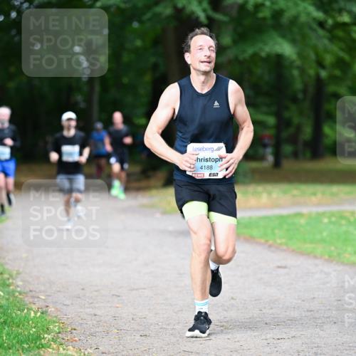 30.08.2026 - Blankeneser Heldenlauf Dr. Thomas Lammeyer http://msf.ph/oto/10039123 30.08.2026 11:12:20 Laufen 4188, 7 meine-sportfotos.de