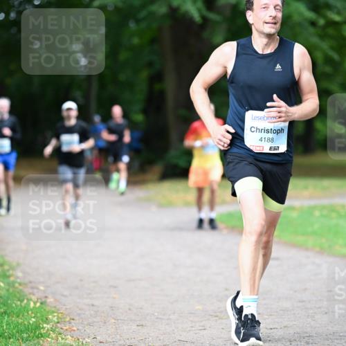 30.08.2026 - Blankeneser Heldenlauf Dr. Thomas Lammeyer http://msf.ph/oto/10039129 30.08.2026 11:12:20 Laufen 4188 meine-sportfotos.de