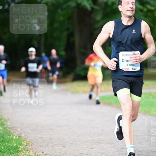 30.08.2026 - Blankeneser Heldenlauf Dr. Thomas Lammeyer http://msf.ph/oto/10039130 30.08.2026 11:12:20 Laufen 8, 4188 meine-sportfotos.de