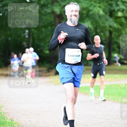 30.08.2026 - Blankeneser Heldenlauf Dr. Thomas Lammeyer http://msf.ph/oto/10039173 30.08.2026 11:12:27 Laufen 4256, 7 meine-sportfotos.de