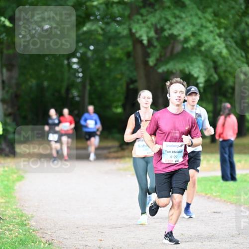 30.08.2026 - Blankeneser Heldenlauf Dr. Thomas Lammeyer http://msf.ph/oto/10039371 30.08.2026 11:13:00 Laufen 4261, 4127 meine-sportfotos.de
