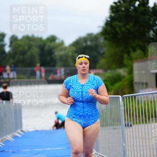 30.08.2026 - Elbe Triathlon Hamburg LAZAROV Photography http://msf.ph/oto/10039380 30.08.2026 14:06:48 Schwimmen 133 meine-sportfotos.de