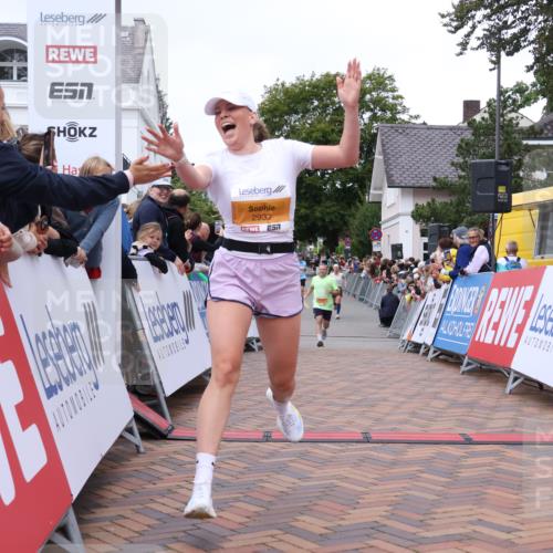 30.08.2026 - Blankeneser Heldenlauf Lena Gebhardt http://msf.ph/oto/10039454 30.08.2026 11:43:17 Ziel 2170, 2716, 2933 meine-sportfotos.de