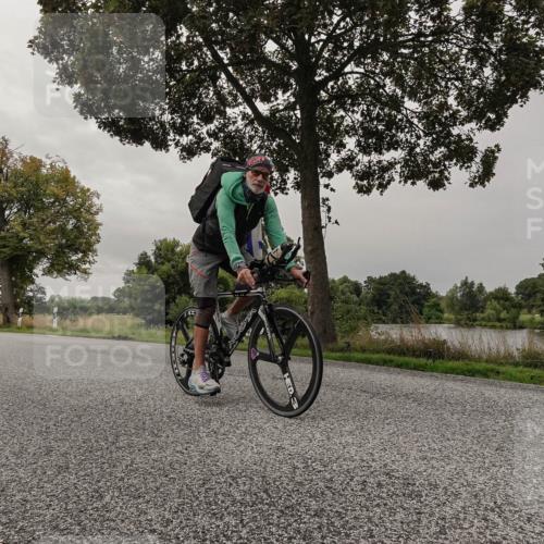 30.08.2026 - Elbe Triathlon Hamburg Michael Burmester http://msf.ph/oto/10039465 30.08.2026 08:34:31 Radfahren  meine-sportfotos.de