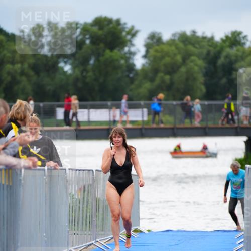 30.08.2026 - Elbe Triathlon Hamburg LAZAROV Photography http://msf.ph/oto/10039491 30.08.2026 14:08:50 Schwimmen 143 meine-sportfotos.de