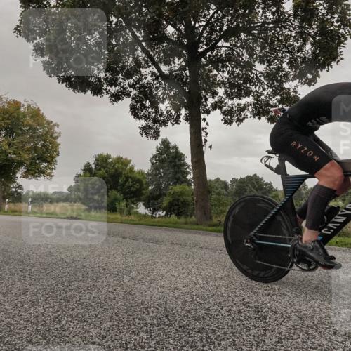 30.08.2026 - Elbe Triathlon Hamburg Michael Burmester http://msf.ph/oto/10039493 30.08.2026 08:38:17 Radfahren 195 meine-sportfotos.de