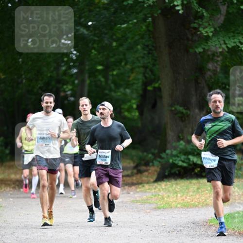 30.08.2026 - Blankeneser Heldenlauf Dr. Thomas Lammeyer http://msf.ph/oto/10039549 30.08.2026 11:13:29 Laufen 4253, 4244, 4297 meine-sportfotos.de