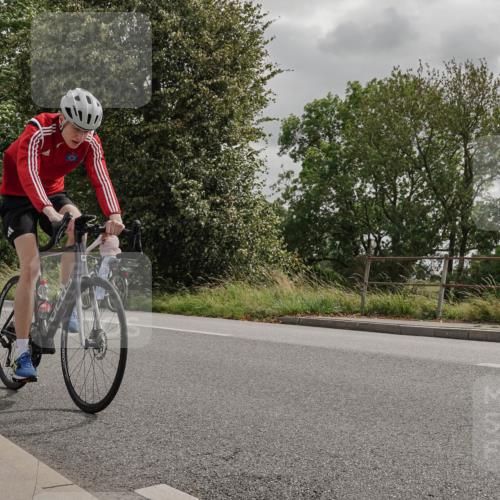 30.08.2026 - Elbe Triathlon Hamburg Michael Burmester http://msf.ph/oto/10039581 30.08.2026 13:48:04 Radfahren  meine-sportfotos.de