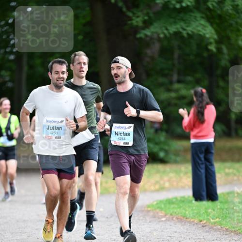 30.08.2026 - Blankeneser Heldenlauf Dr. Thomas Lammeyer http://msf.ph/oto/10039582 30.08.2026 11:13:31 Laufen 4253, 4244 meine-sportfotos.de