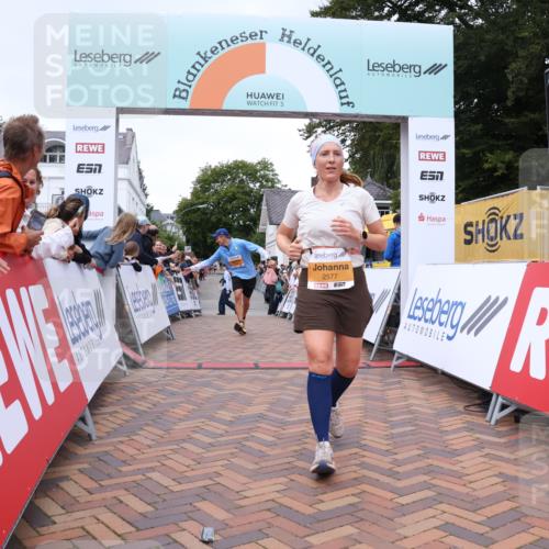 30.08.2026 - Blankeneser Heldenlauf Lena Gebhardt http://msf.ph/oto/10039584 30.08.2026 11:43:26 Ziel 2577, 2716, 2884 meine-sportfotos.de
