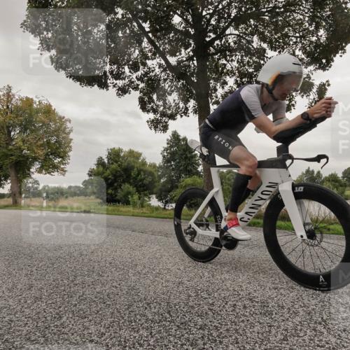 30.08.2026 - Elbe Triathlon Hamburg Michael Burmester http://msf.ph/oto/10039596 30.08.2026 08:41:38 Radfahren 197 meine-sportfotos.de