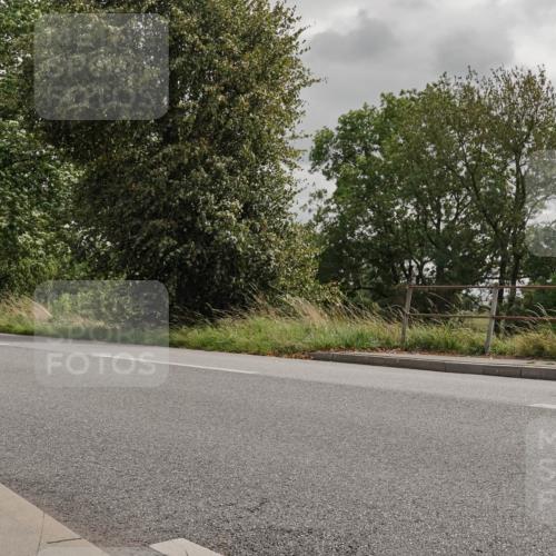 30.08.2026 - Elbe Triathlon Hamburg Michael Burmester http://msf.ph/oto/10039604 30.08.2026 13:48:14 Radfahren  meine-sportfotos.de