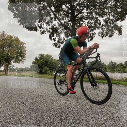 30.08.2026 - Elbe Triathlon Hamburg Michael Burmester http://msf.ph/oto/10039618 30.08.2026 08:42:31 Radfahren 199, 216 meine-sportfotos.de