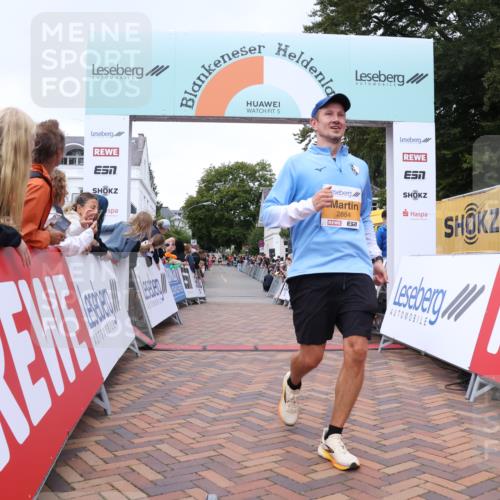 30.08.2026 - Blankeneser Heldenlauf Lena Gebhardt http://msf.ph/oto/10039630 30.08.2026 11:43:29 Ziel 2577, 2716, 2884 meine-sportfotos.de