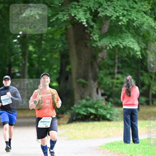 30.08.2026 - Blankeneser Heldenlauf Dr. Thomas Lammeyer http://msf.ph/oto/10039701 30.08.2026 11:13:49 Laufen 4452 meine-sportfotos.de