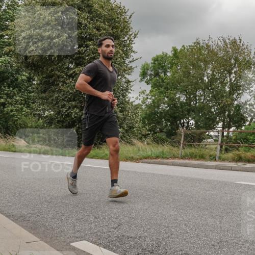 30.08.2026 - Elbe Triathlon Hamburg Michael Burmester http://msf.ph/oto/10039740 30.08.2026 14:02:33 Radfahren  meine-sportfotos.de