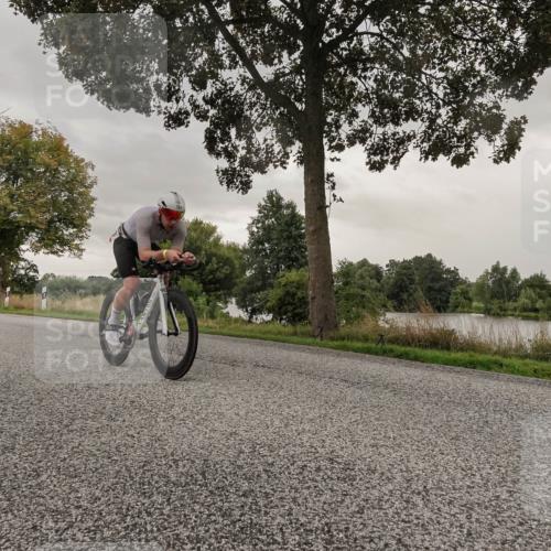 30.08.2026 - Elbe Triathlon Hamburg Michael Burmester http://msf.ph/oto/10039742 30.08.2026 08:46:48 Radfahren 183 meine-sportfotos.de