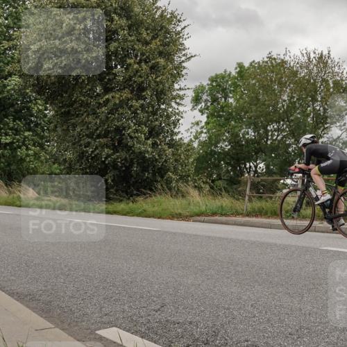 30.08.2026 - Elbe Triathlon Hamburg Michael Burmester http://msf.ph/oto/10039768 30.08.2026 14:07:42 Radfahren  meine-sportfotos.de