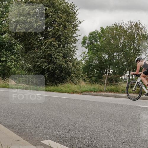 30.08.2026 - Elbe Triathlon Hamburg Michael Burmester http://msf.ph/oto/10039795 30.08.2026 14:08:29 Radfahren 154 meine-sportfotos.de