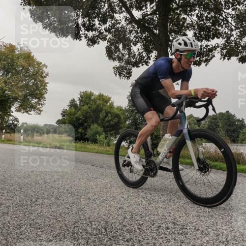 30.08.2026 - Elbe Triathlon Hamburg Michael Burmester http://msf.ph/oto/10039818 30.08.2026 08:49:58 Radfahren 231 meine-sportfotos.de