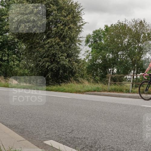 30.08.2026 - Elbe Triathlon Hamburg Michael Burmester http://msf.ph/oto/10039832 30.08.2026 14:09:00 Radfahren 129 meine-sportfotos.de