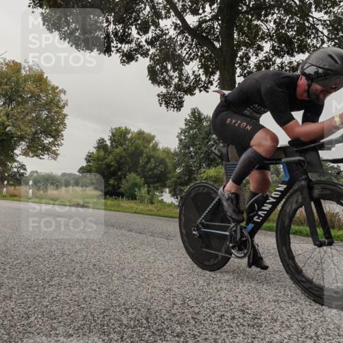 30.08.2026 - Elbe Triathlon Hamburg Michael Burmester http://msf.ph/oto/10039834 30.08.2026 08:50:27 Radfahren 195 meine-sportfotos.de