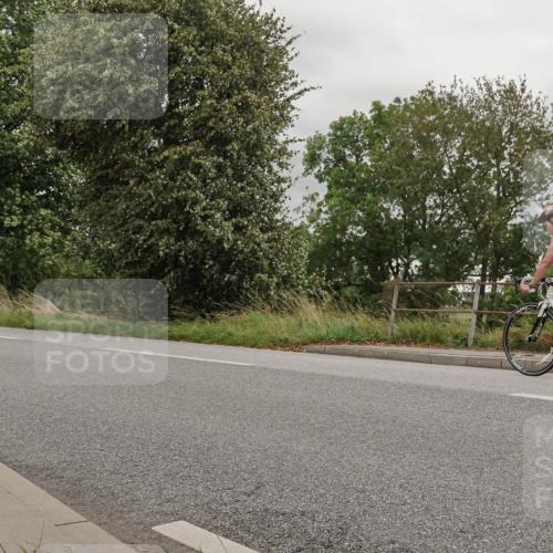 30.08.2026 - Elbe Triathlon Hamburg Michael Burmester http://msf.ph/oto/10039853 30.08.2026 14:09:33 Radfahren 152 meine-sportfotos.de